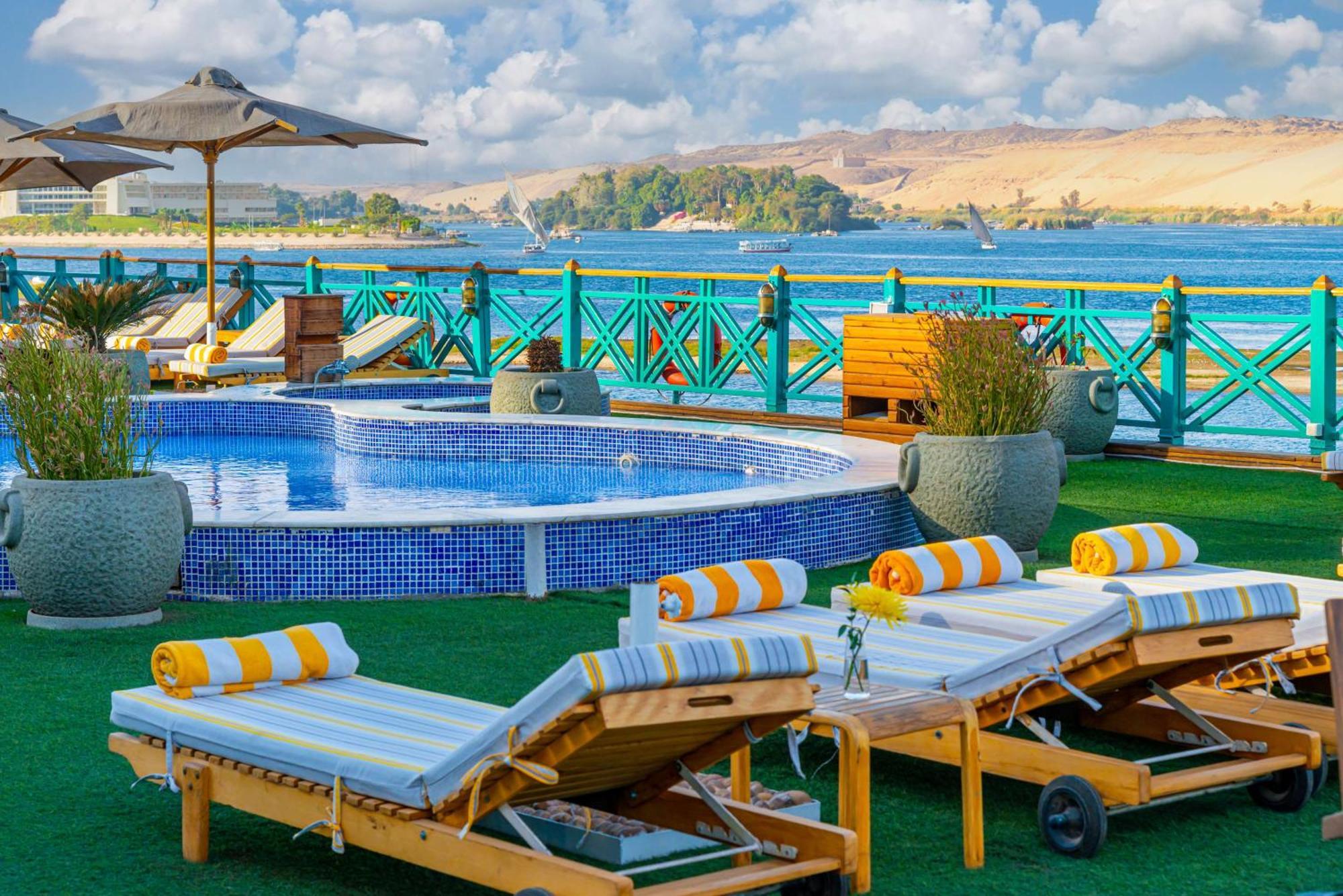 Sonesta Moon Goddess Cruise - From Aswan To Luxor - 03 & 07 Nights Every Friday Hotel Buitenkant foto